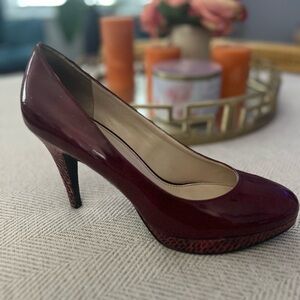 Enzo red patent leather shoe